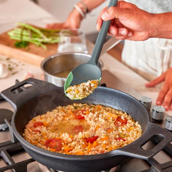 Es cuchara de servir 4